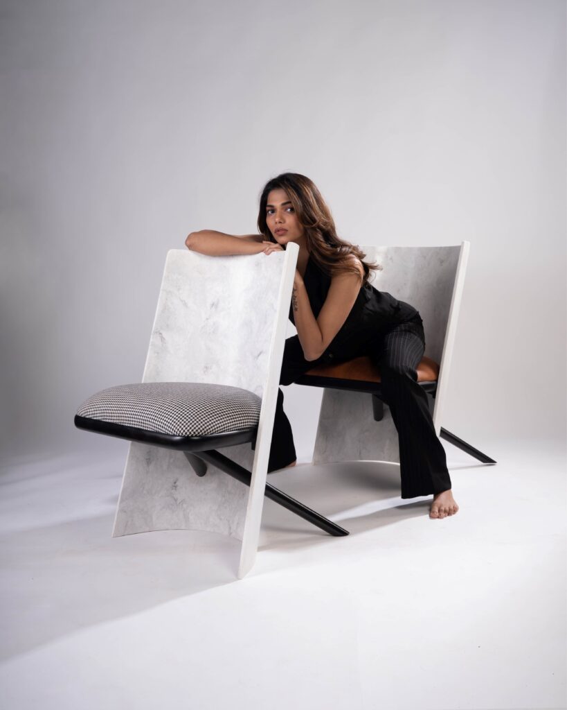 XO Chair - Cropped8